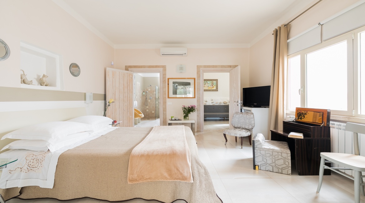 6 Bedrooms, Villa, Vacation Rental, 6 Bathrooms, Listing ID 2116, Maruggio, Province of Taranto, Puglia, Italy, Europe,