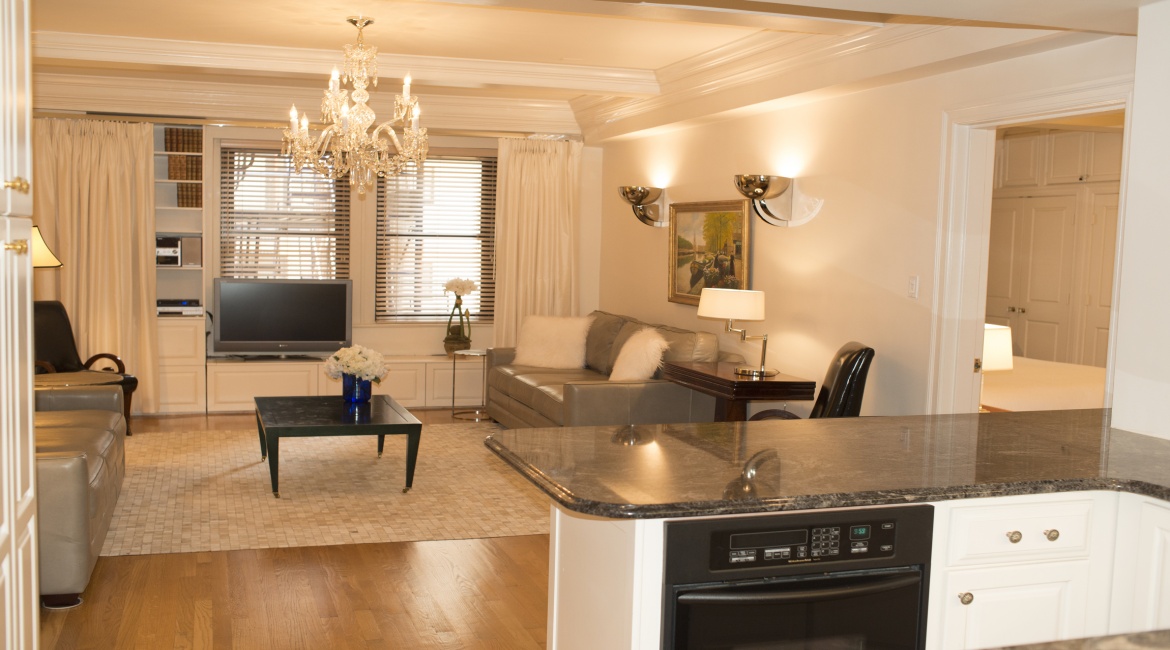 Central Park South, 1 Bedroom Bedrooms, ,1 BathroomBathrooms,Residence,Vacation Rental,1008