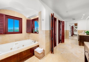6 Bedrooms Bedrooms, ,6.5 BathroomsBathrooms,Villa,Vacation Rental,2490