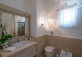 5 Bedrooms Bedrooms, ,5 BathroomsBathrooms,Villa,Vacation Rental,2510