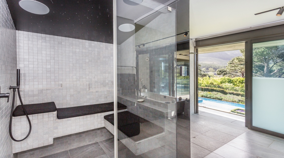 Cape Town, 5 Bedrooms Bedrooms, ,7 BathroomsBathrooms,Villa,Vacation Rental,2606