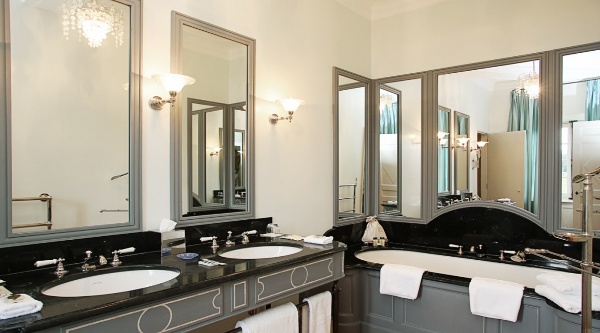 Bouches-du-Rhone, 11 Bedrooms Bedrooms, ,11 BathroomsBathrooms,Villa,Vacation Rental,2726
